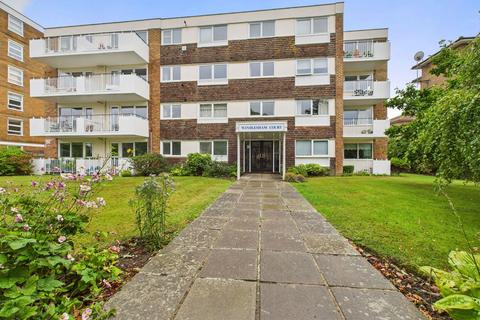 2 bedroom flat for sale, Windlesham Court, 48a, Grand Avenue, Worthing, BN11