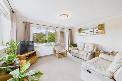 2 bedroom flat for sale, Windlesham Court, 48a, Grand Avenue, Worthing, BN11