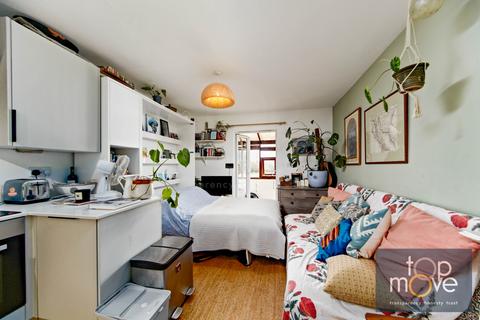 1 bedroom maisonette for sale, Melfort Road, Thornton Heath, CR7