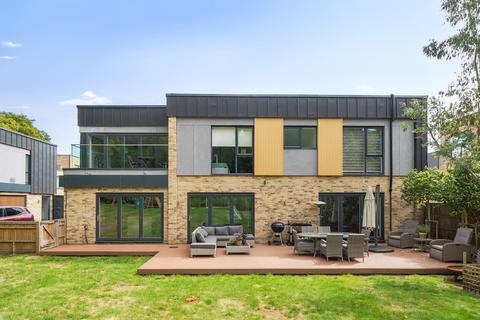 5 bedroom detached house for sale, Albert Broccoli Road, Denham, Uxbridge, Middlesex