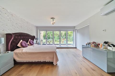 1 Albert Broccoli Road, Denham, Uxbridge, UB9 5FJ