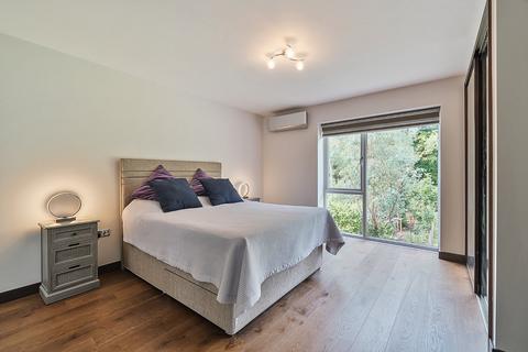 1 Albert Broccoli Road, Denham, Uxbridge, UB9 5FJ