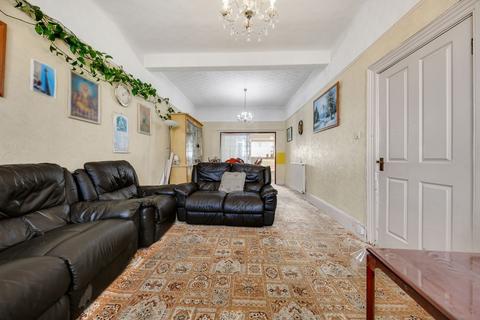 undefined, Elgin Road, Seven Kings, IG3