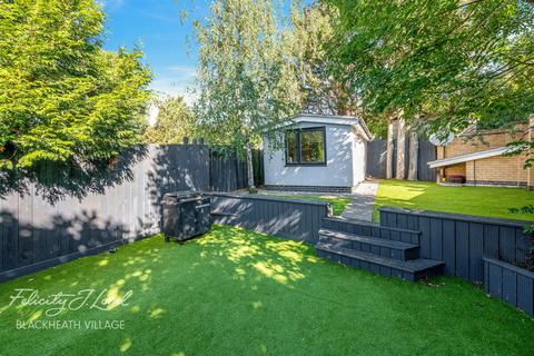 undefined, Ross Way, London, SE9