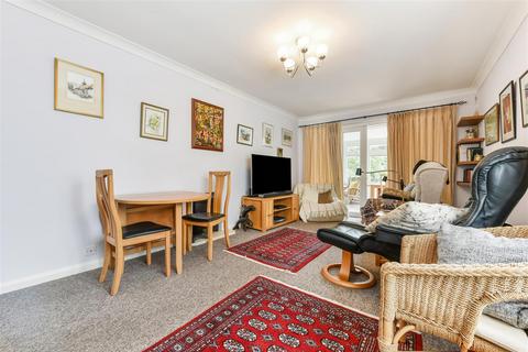undefined, Longmead, Walberton