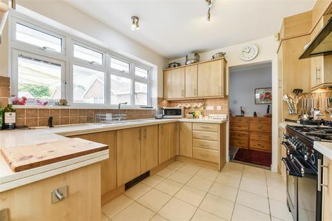 undefined, Longmead, Walberton