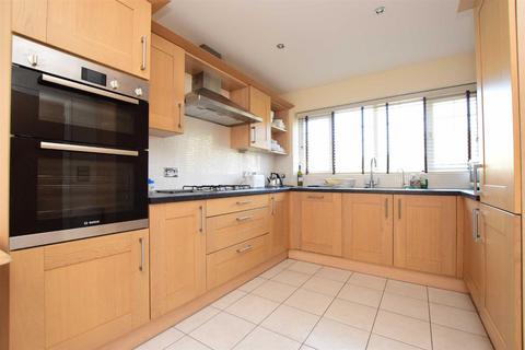 1 Overton Drive, Caversham, Reading, RG4 5DN