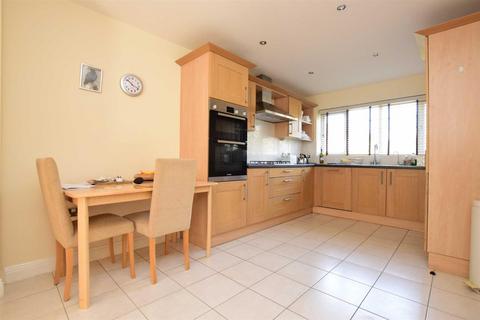1 Overton Drive, Caversham, Reading, RG4 5DN
