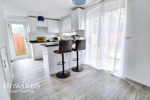 3 bedroom detached house for sale, Doune Way, Harleston