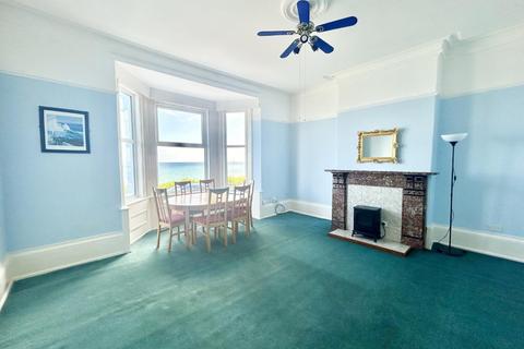 undefined, BILLS INCLUDED: 1 Bed First Floor Flat, Bright Crescent, Bridlington, YO15 2PL