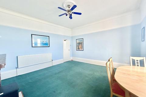 undefined, BILLS INCLUDED: 1 Bed First Floor Flat, Bright Crescent, Bridlington, YO15 2PL