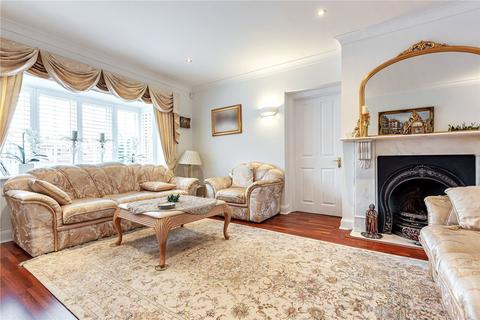 5 bedroom detached house for sale, Shenfield Close, Coulsdon CR5