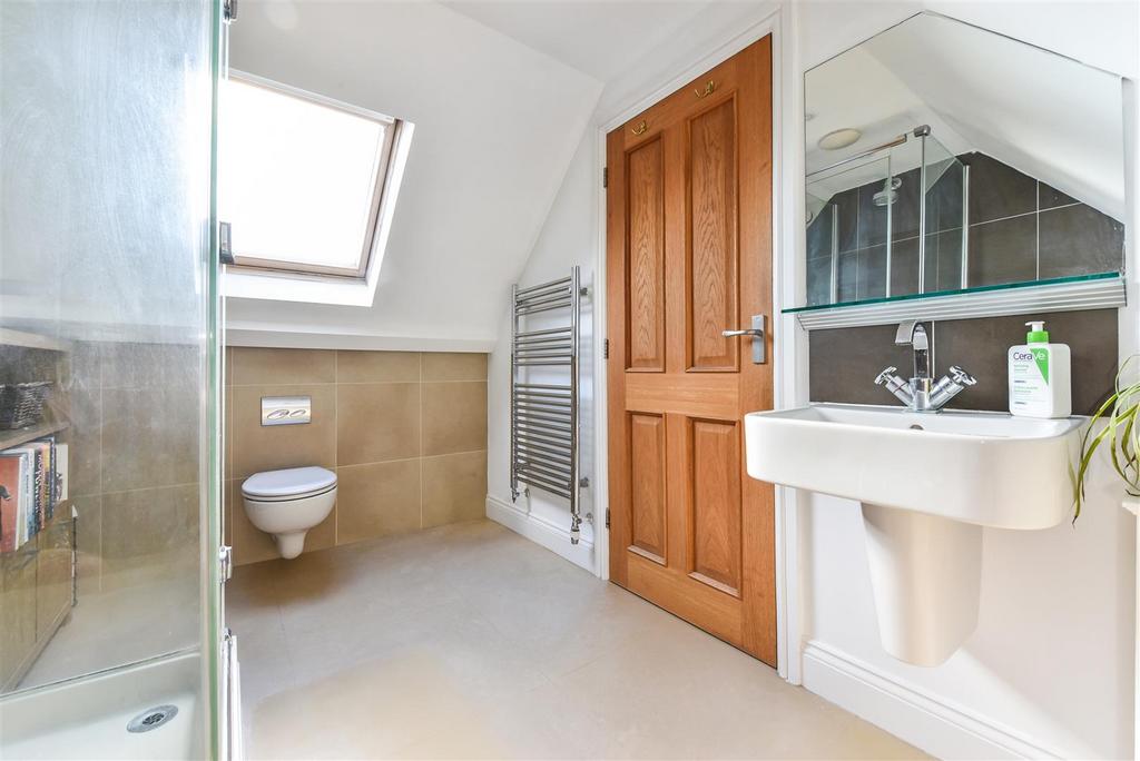 En Suite Shower Room