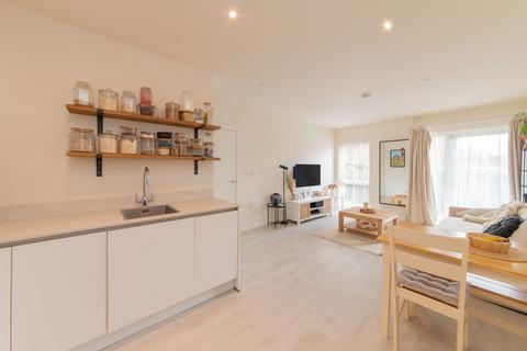 1 bedroom flat for sale, Bittacy Hill, Foxglove Apartments, NW7