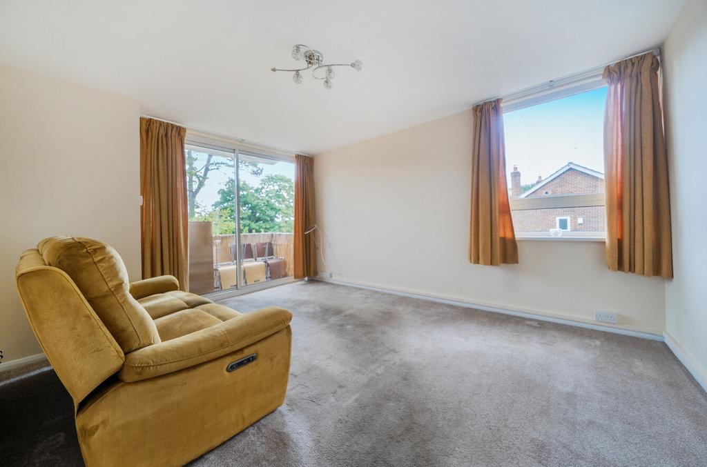 Apartment in Southampton - View 4