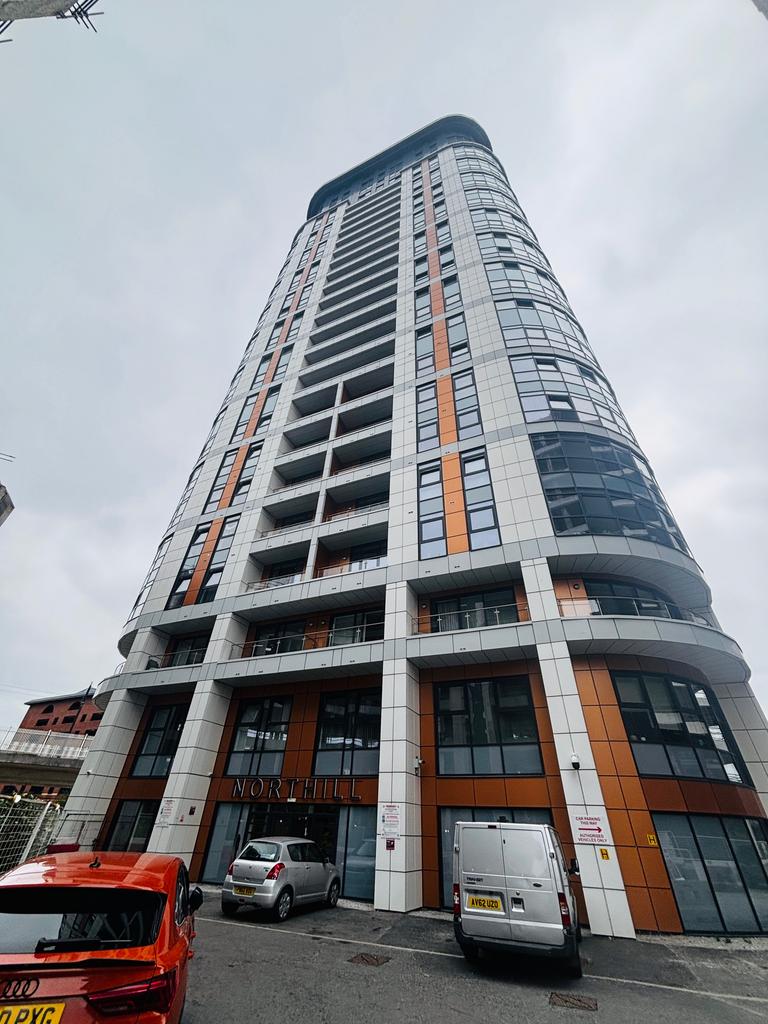 Exceptional 2-bedroom, 2 bathroom apartment.