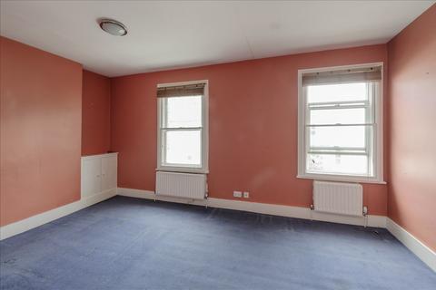 81 Frithville Gardens, London, W12 7JQ