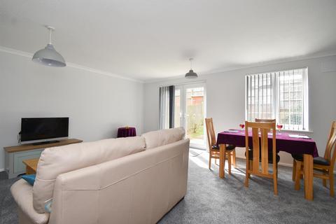 3 bedroom semi-detached house for sale, Wentworth Way, St. Leonards-On-Sea