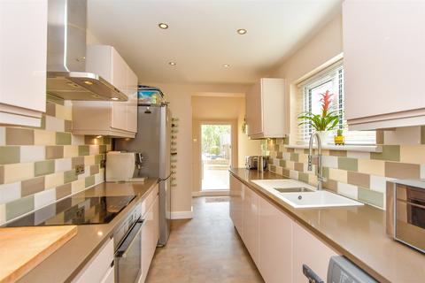 2 bedroom end of terrace house for sale, Seaview Terrace, Sittingbourne ME9