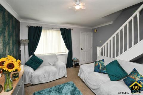 3 bedroom terraced house for sale, Brockenhurst Close, Lincoln, Lincolnshire, LN6
