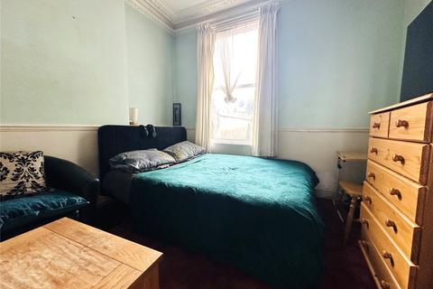 2 bedroom flat for sale, Brownhill Road, Catford, London, SE6