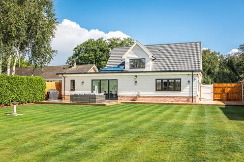 undefined, Chain Free in North Tuddenham