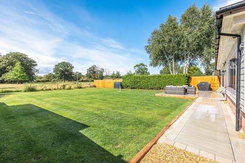 undefined, Chain Free in North Tuddenham