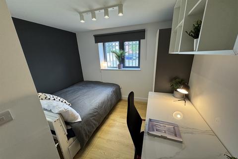 1 bedroom in a house share to rent, Flat 1, Sky Point Two, Luke House, Derby Street, NG9 2LG