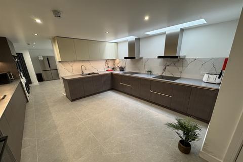 1 bedroom in a house share to rent, Flat 1, Sky Point Two, Luke House, Derby Street, NG9 2LG