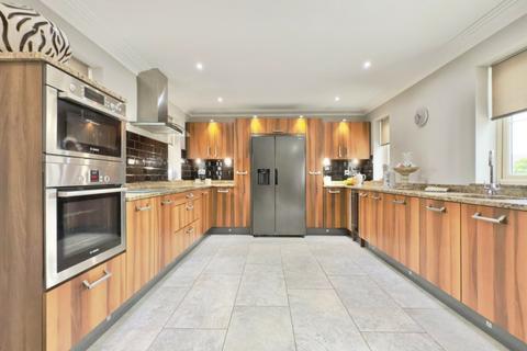 5 bedroom detached house for sale, Angel Street, Bolton-Upon-Dearne, Rotherham
