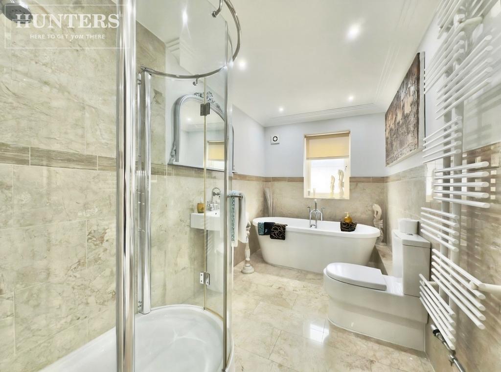 Pbox-bathroom-330911.jpeg