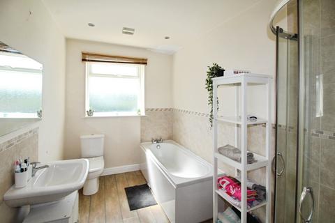 undefined, Railway Terrace, Wakefield WF3