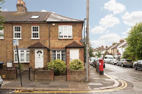 2 bedroom end of terrace house for sale, Chelmsford Road, London N14