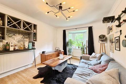 undefined, Woodcock Chase, Bracknell, Berkshire