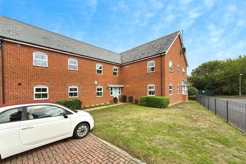 undefined, Woodcock Chase, Bracknell, Berkshire