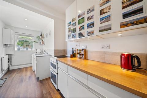 undefined, Aston Road, Raynes Park SW20