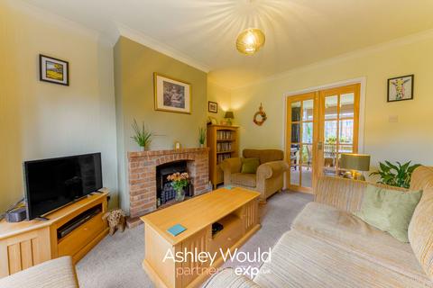 3 bedroom semi-detached house for sale, Stuart Road, Halesowen B62