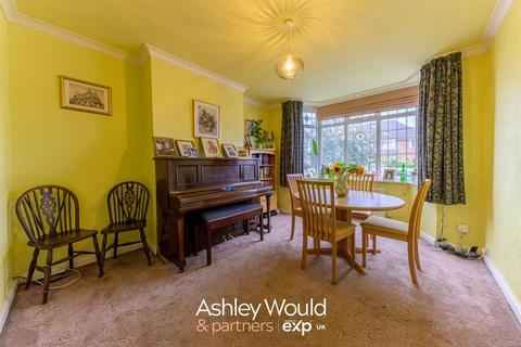 3 bedroom semi-detached house for sale, Stuart Road, Halesowen B62
