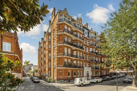 3 bedroom flat for sale, Cadogan Square, London SW1X