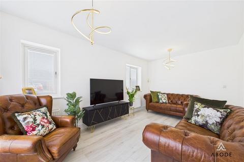 undefined, Rowan Drive, Burton-On-Trent DE14