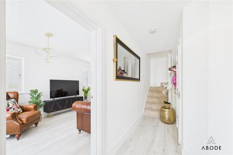 undefined, Rowan Drive, Burton-On-Trent DE14