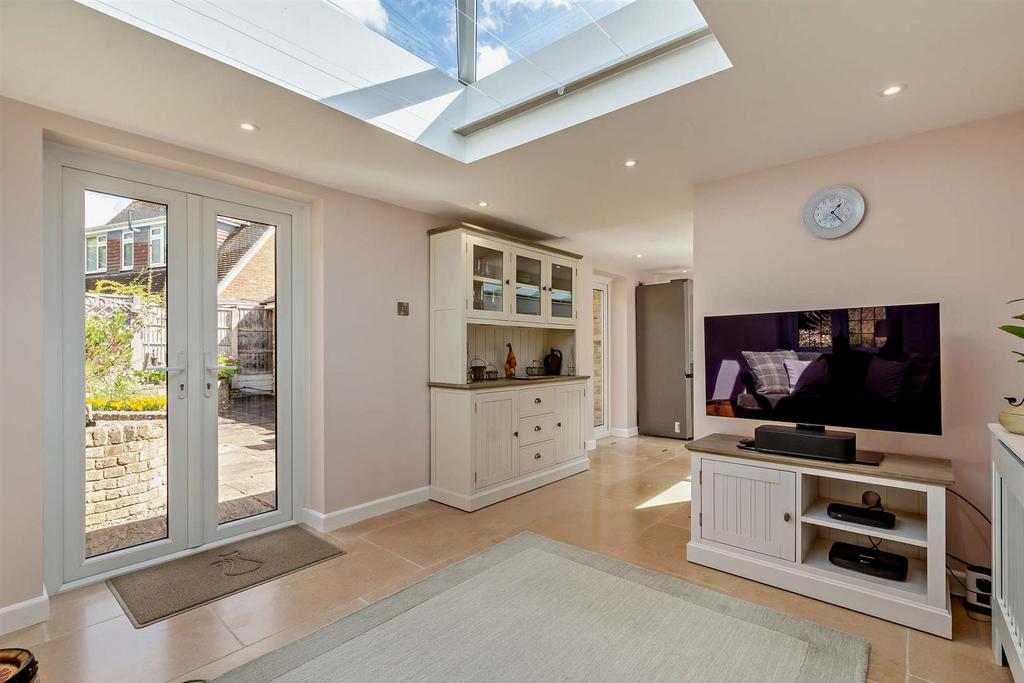 8662378-interior08-800.jpg