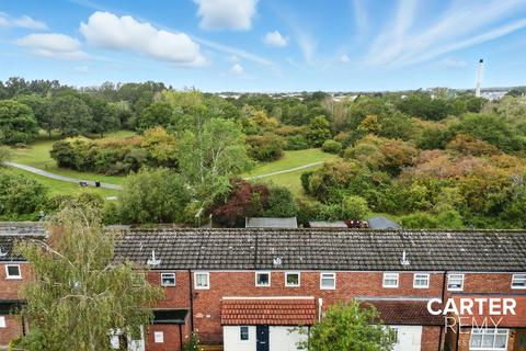 101 Bourne Close, Basildon, SS15 6DG