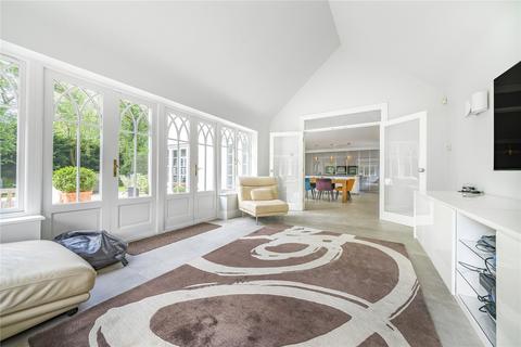 2 Winifred Close, Barnet, EN5 3LR