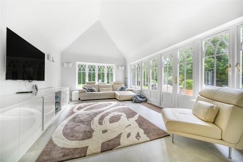 2 Winifred Close, Barnet, EN5 3LR