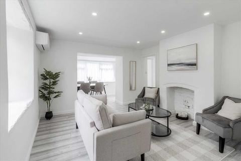 undefined, Bozeat NN29