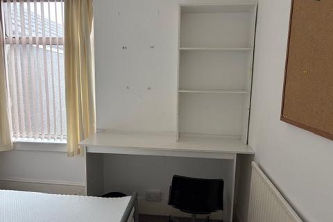 5 bedroom house to rent, Cromwell Street, Mount Pleasant, Swansea
