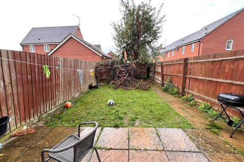 16 Acorn Close, Northampton, NN5 4BD