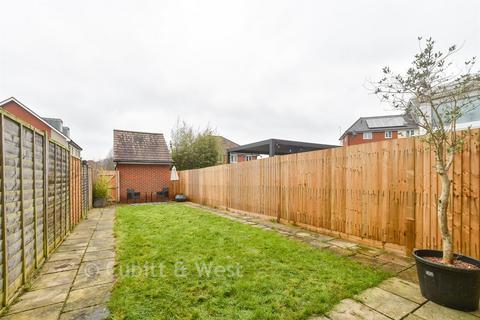 Grayrigg Road, Crawley RH10