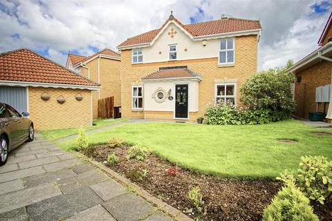 3-Bed Detached House to Let on The Briars, Fulwood